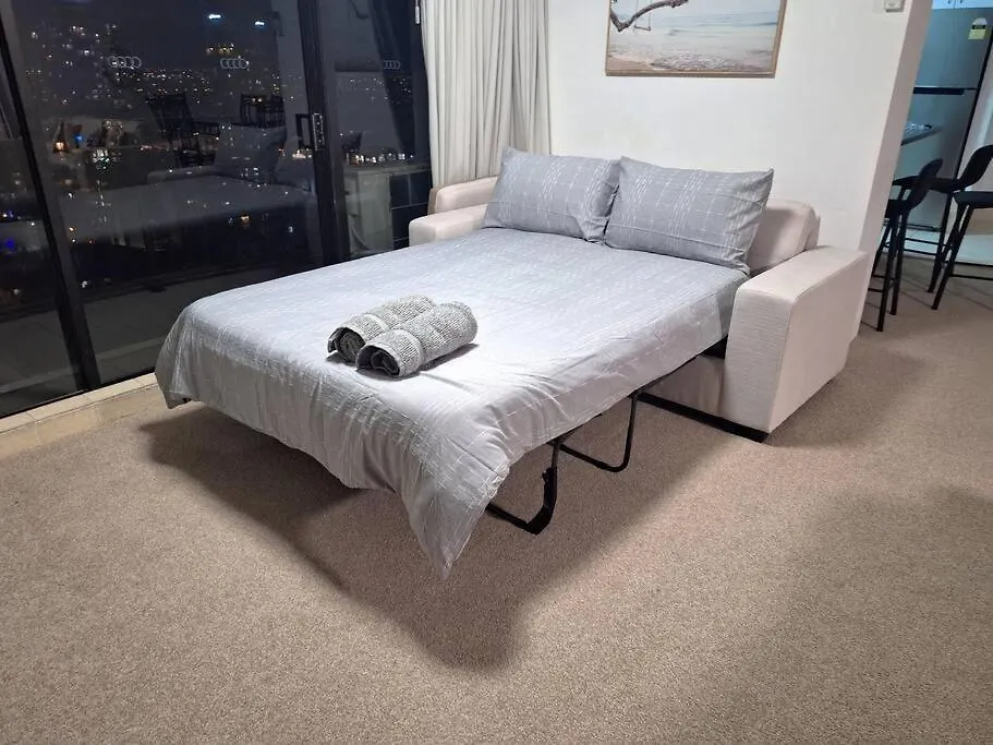 Resort Stay In Surfers Paradise Beach Apartment 골드코스트